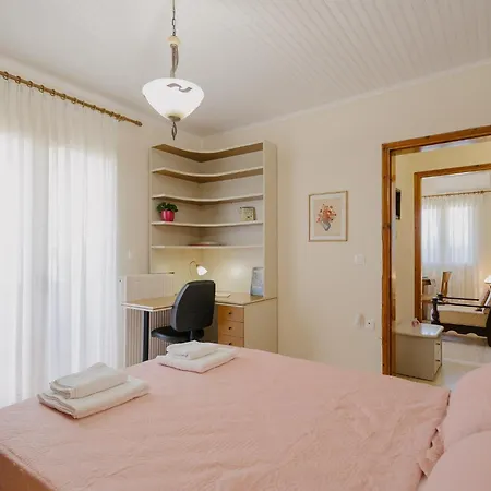 Catherine's View Apartment *