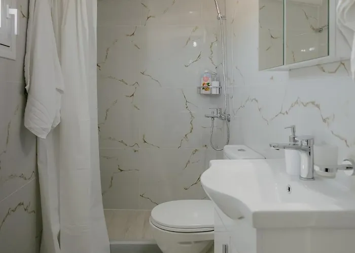 Catherine's View Apartment *