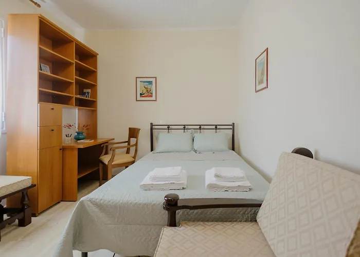 Catherine's View Apartment *